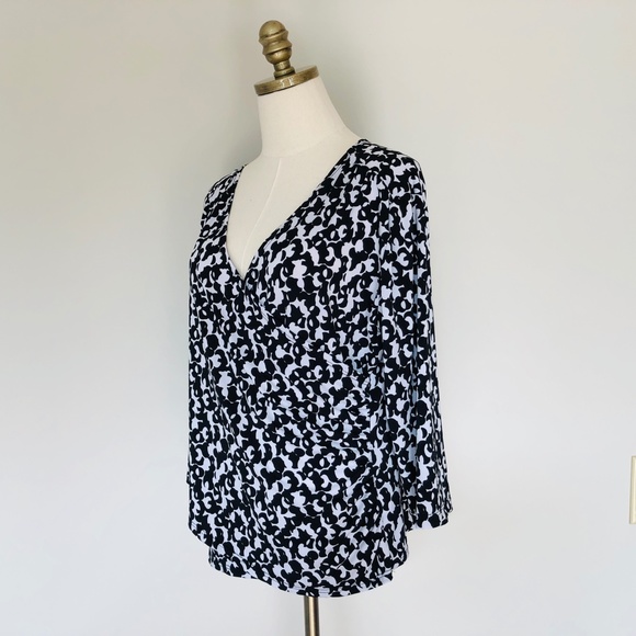 Pullover Stretch Pullover Petite XL Black White V Neck COLDWATER CREEK - Picture 4 of 10